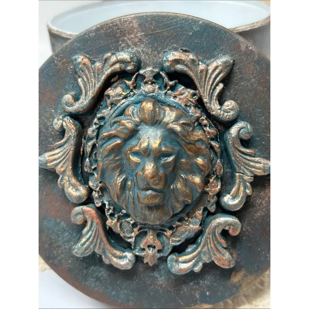 Decorative Antique-Style Trinket Box  with lid in Turquoise and Bronze